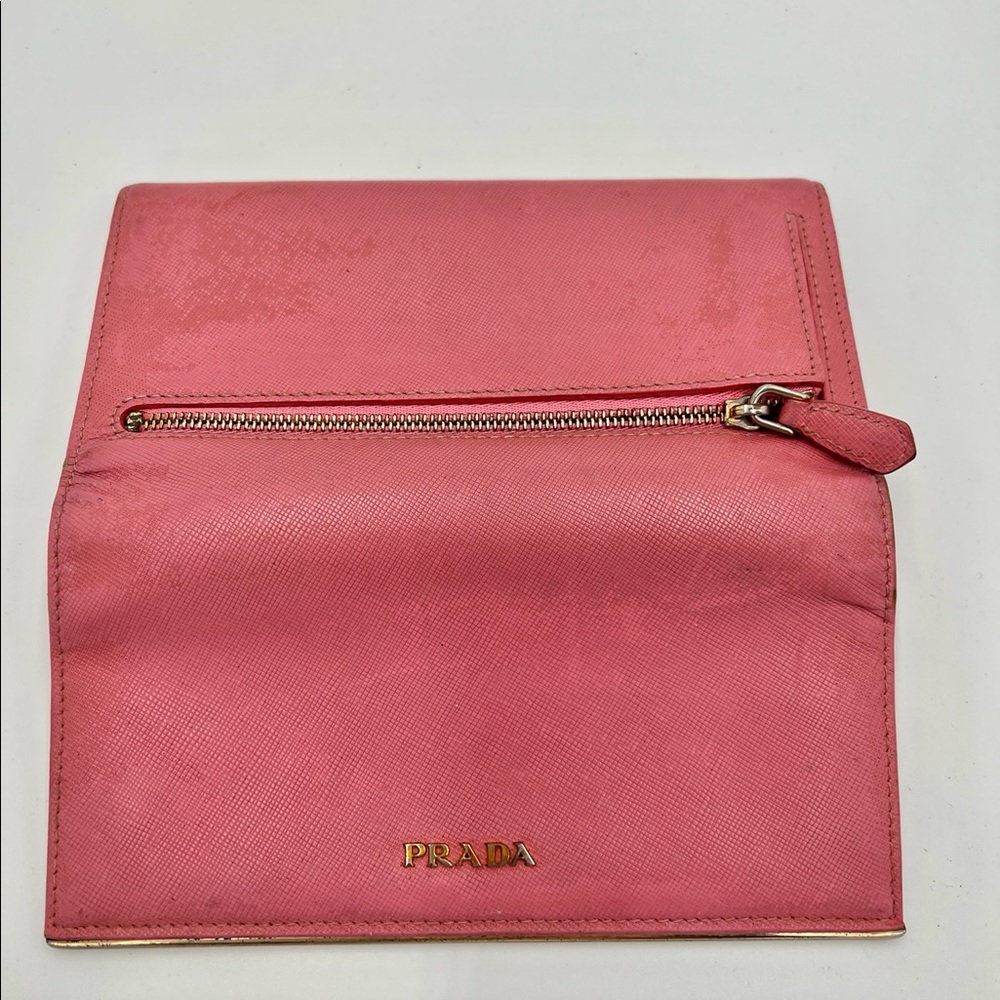 ♦️Prada Saffiano Wallet/Crossbody